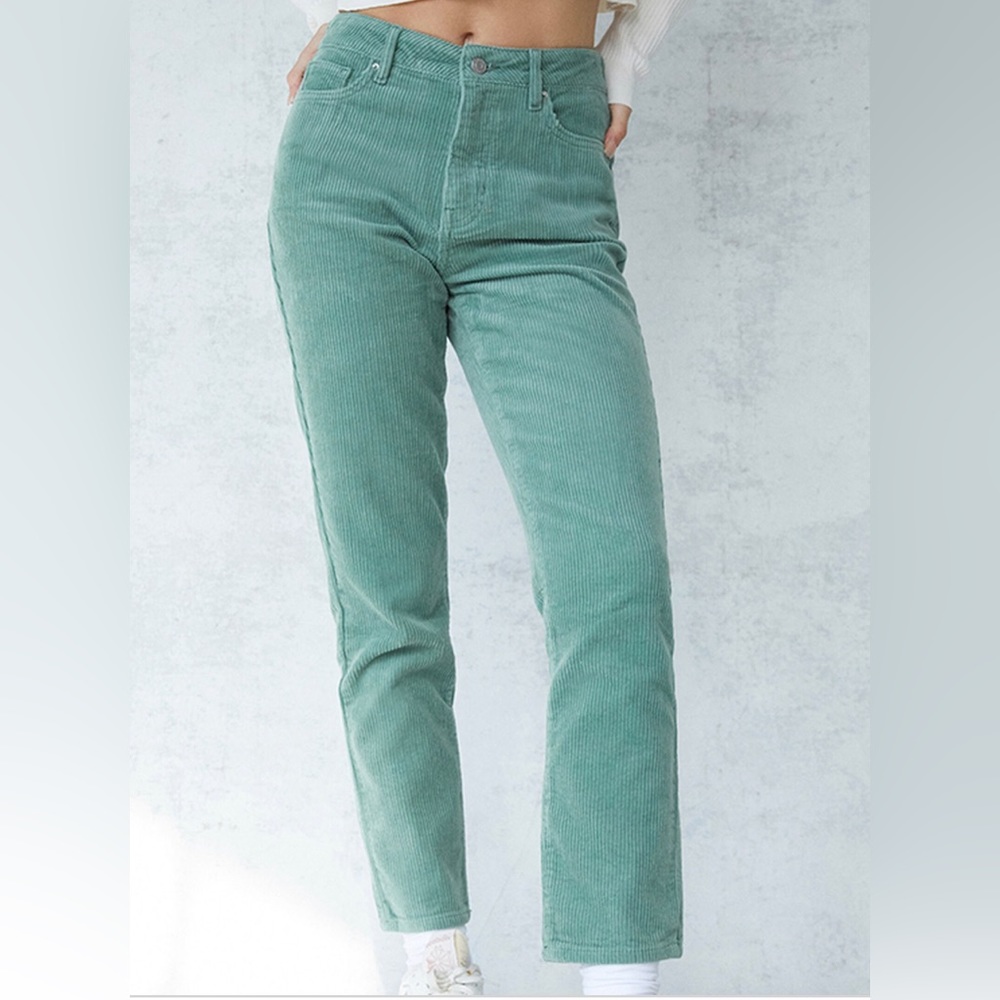 PacSun Green Corduroy Mom Jean Size 24